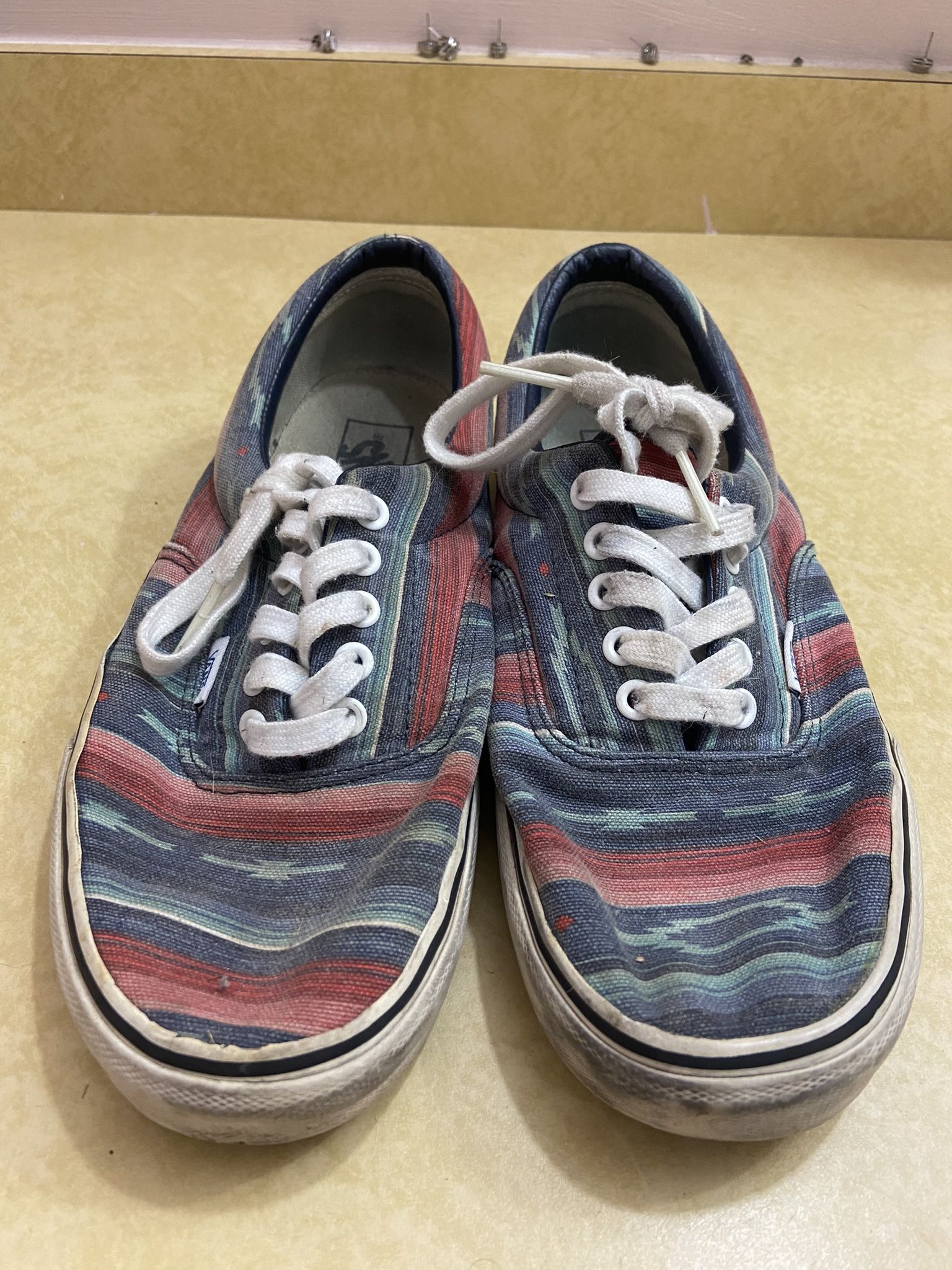 Vans Vintage multi color print Sneaker Low Top Shoes Size 8.5