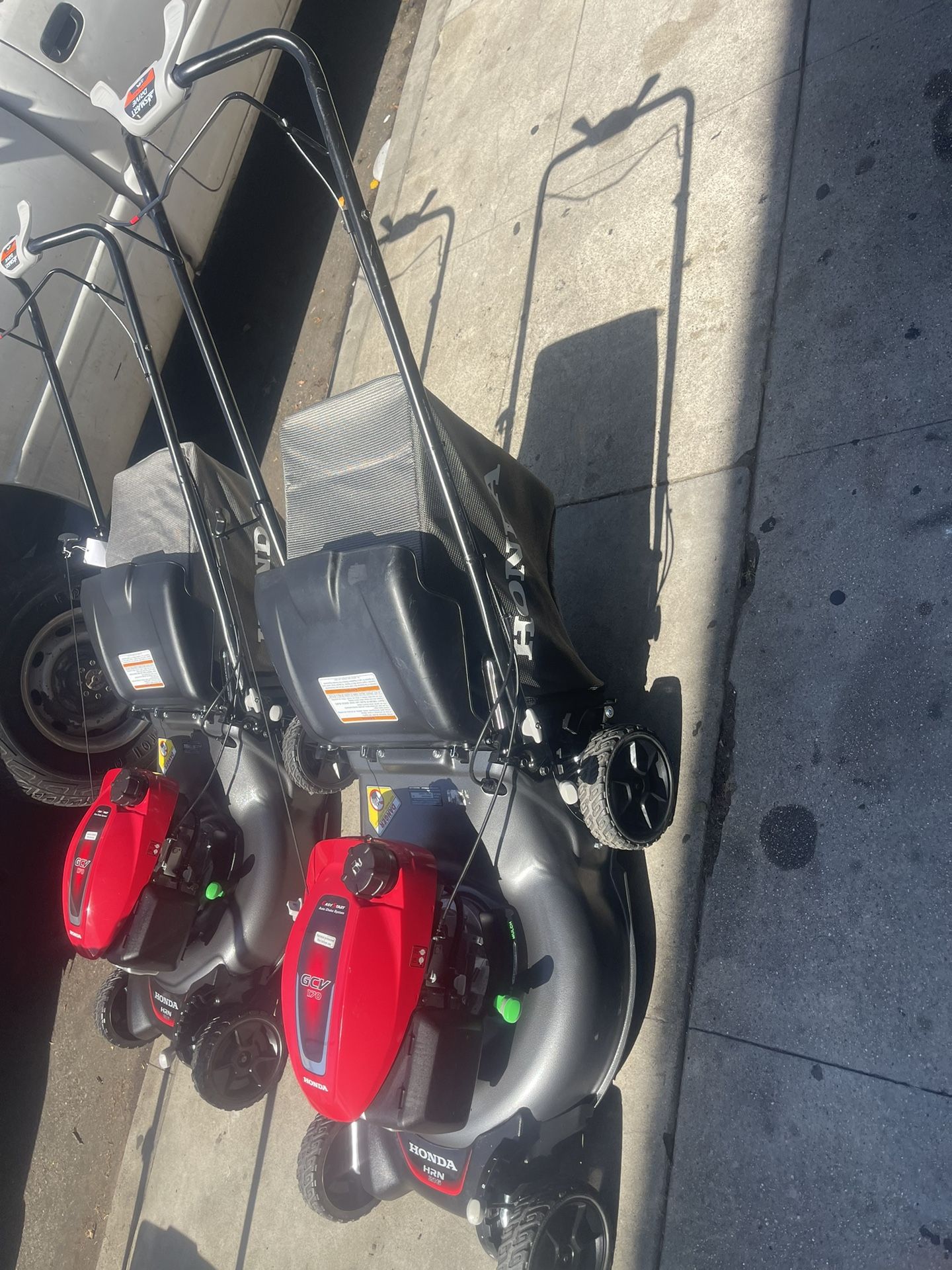 Honda Lawnmower Hrm-216 Costumer Return To Home Depot $370 Fue