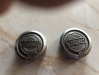 Chrysler rim caps