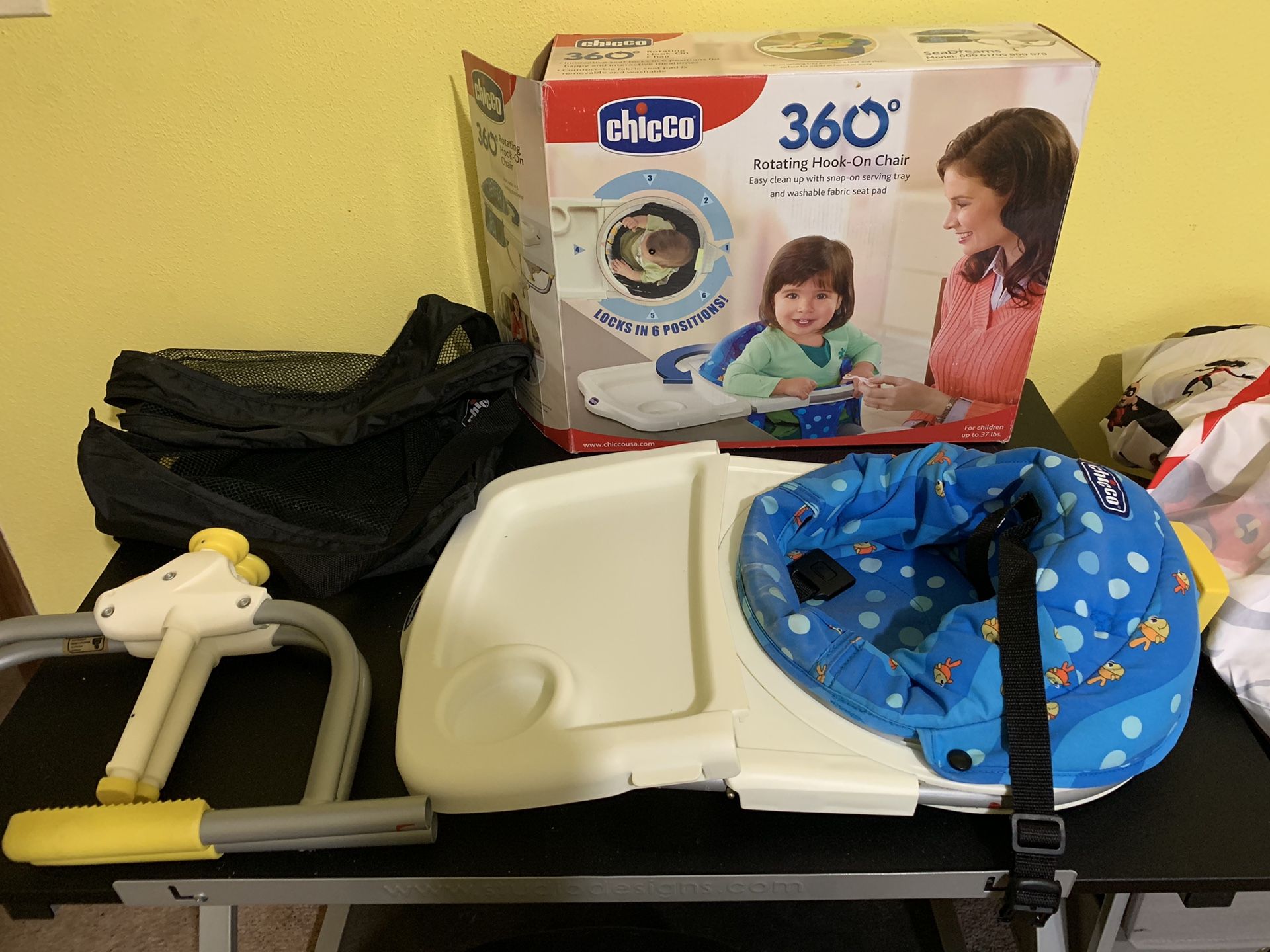 Chicco 360 rotating hook on high chair booster seat