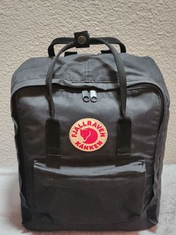 Fjallraven Classic Kanken Backpack
