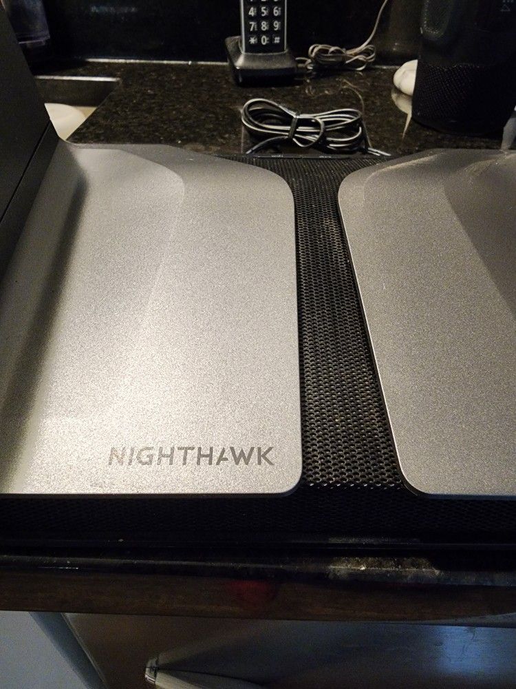 Netgear NIGHTHAWK AX8 wifi Router