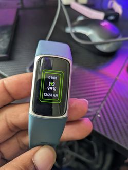 Fitbit Charge 5