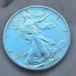 1989 Liberty 1 Dollar Coin 1oz 99.999 Silver 