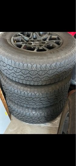 2025 FORD F150 XLT wheels