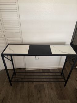 Entryway table