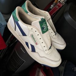 Classic Reebok’s Size 11