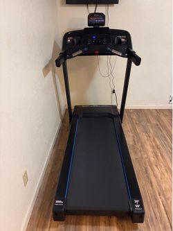 Horizon T 101 treadmill like new