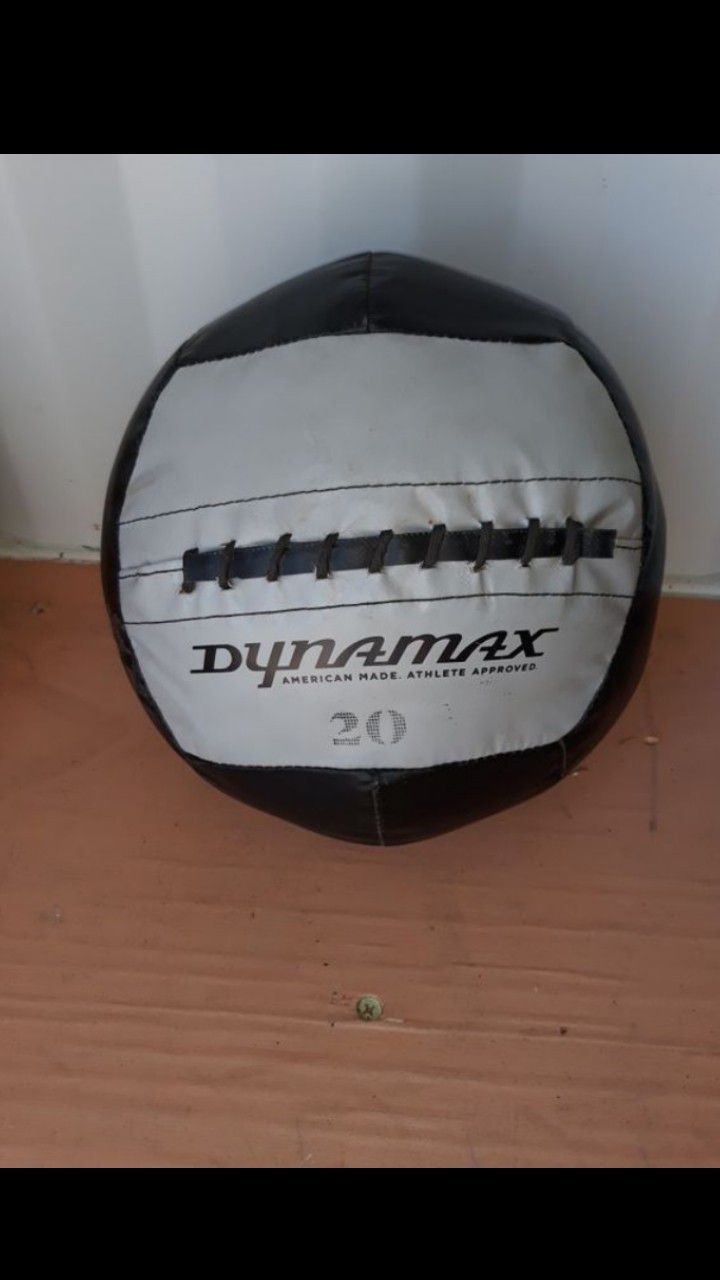 DYNAMAX 20LB MEDICINE BALL, WEIGHTED BALL, SLAM BALL ETC...