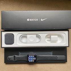 Apple Watch series 5 Nike edition 