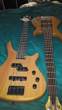 Banging Basses 4+5 string new