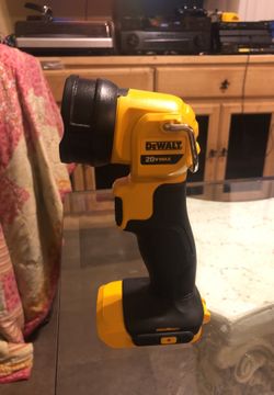 Dewalt 20volt led flashlight (very strong and very bright led light