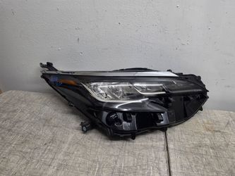 Right headlight toyota sienna 2021 2022 2023 2024 2025 2026