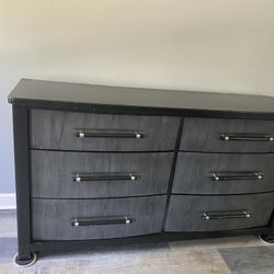 6 Piece Bedroom set