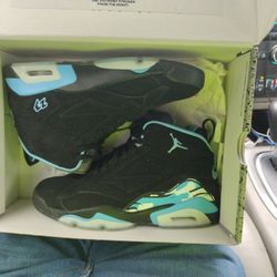 7 1/2 Jordans Brand New