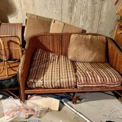 Rattan Love Seat Table And Chair