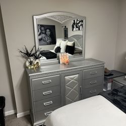 Silver 8-Drawer Dresser w/ Mirror