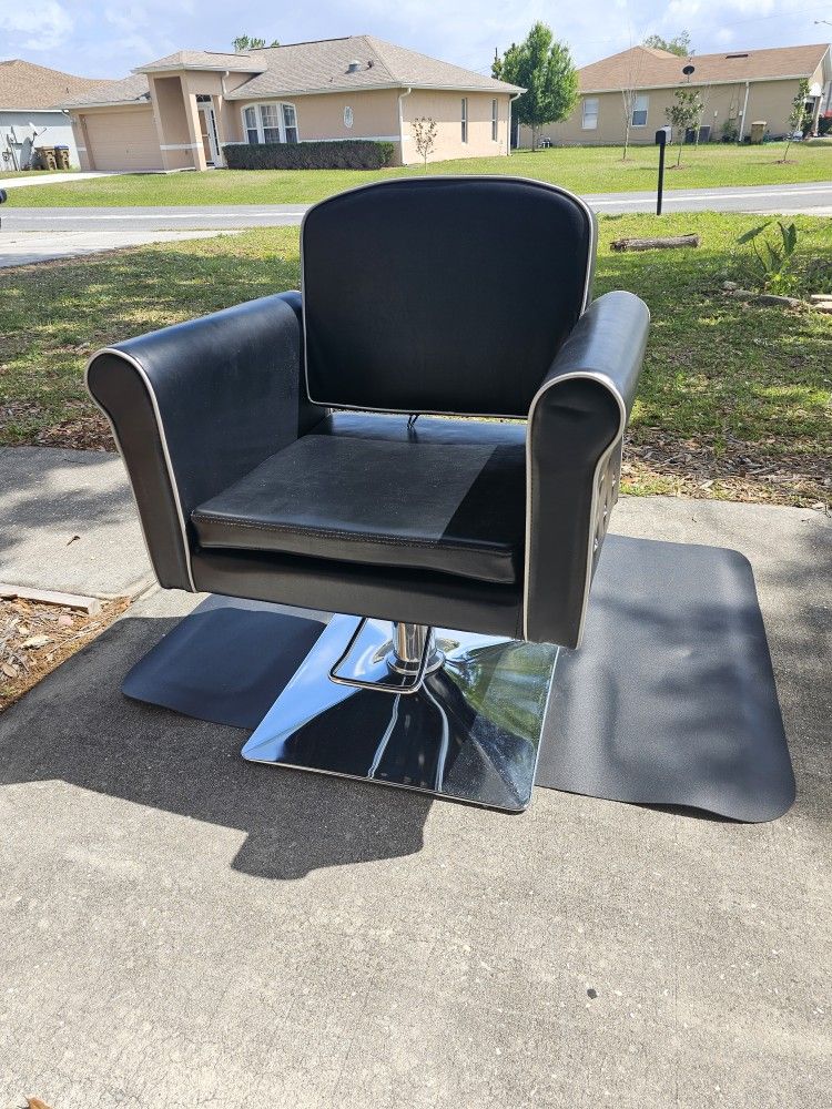 Salon Chair
