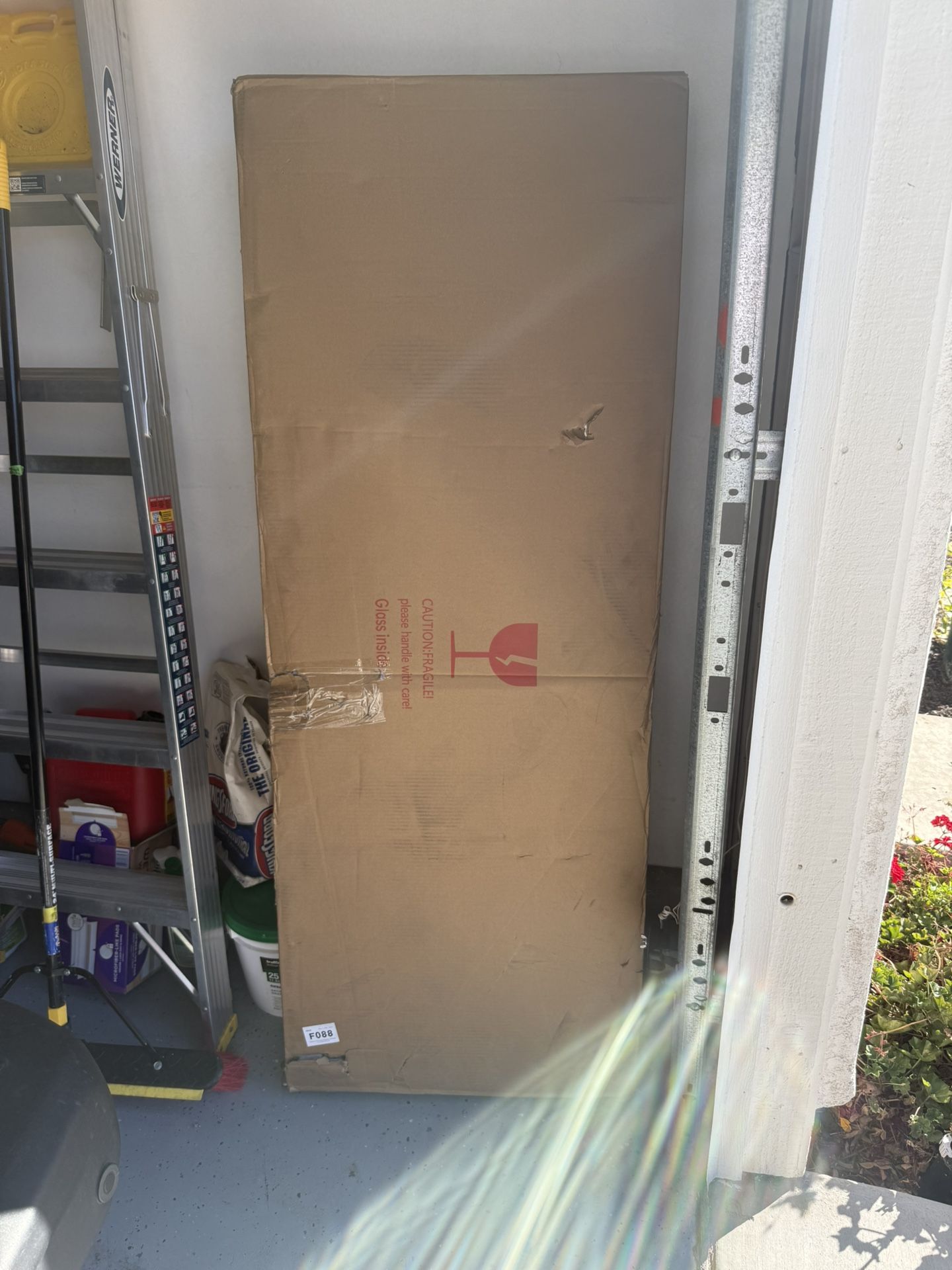 L Shaped Desk (brand NEW)