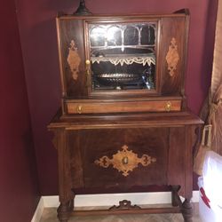 Antique cabinet very good condition
