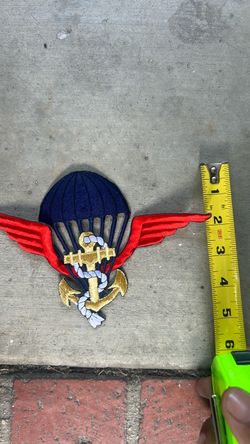 Parachute anchor patch