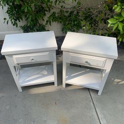 2 White Side Tables