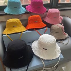 Bucket Hat 