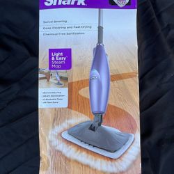 NEW - Shark Light & Easy Steam Mop 
