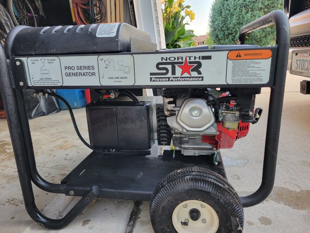 Generator North Star 8000 Ppg Honda Powered for Sale in Orland Park, IL