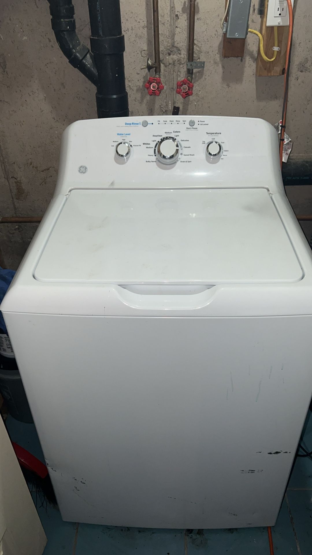 Washing Machine & Dryer