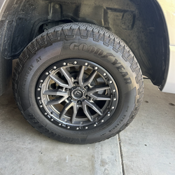 6 Lug Fuel Wheels & Tires