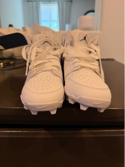 Jordan 1 Mid Youth Cleat size 3.5