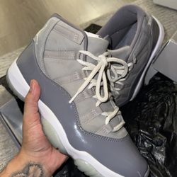 Cool Grey 11s Jordan Sz9