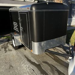 Trailer 5 by 8 like new