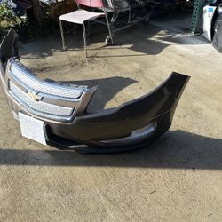 Chevy volt 2011 to 2015 front bumper assembly