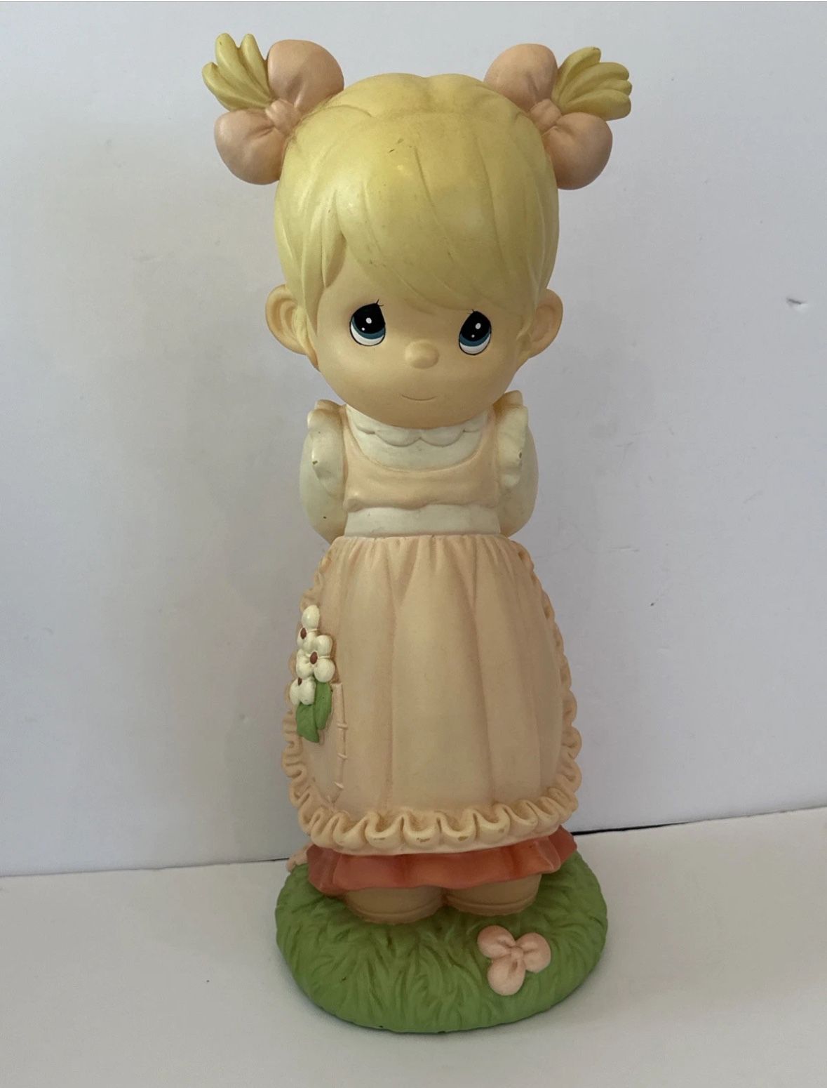 LARGE Precious Moments 1999 Universal Statuary 18" Tall Girl Blow Mold Statue