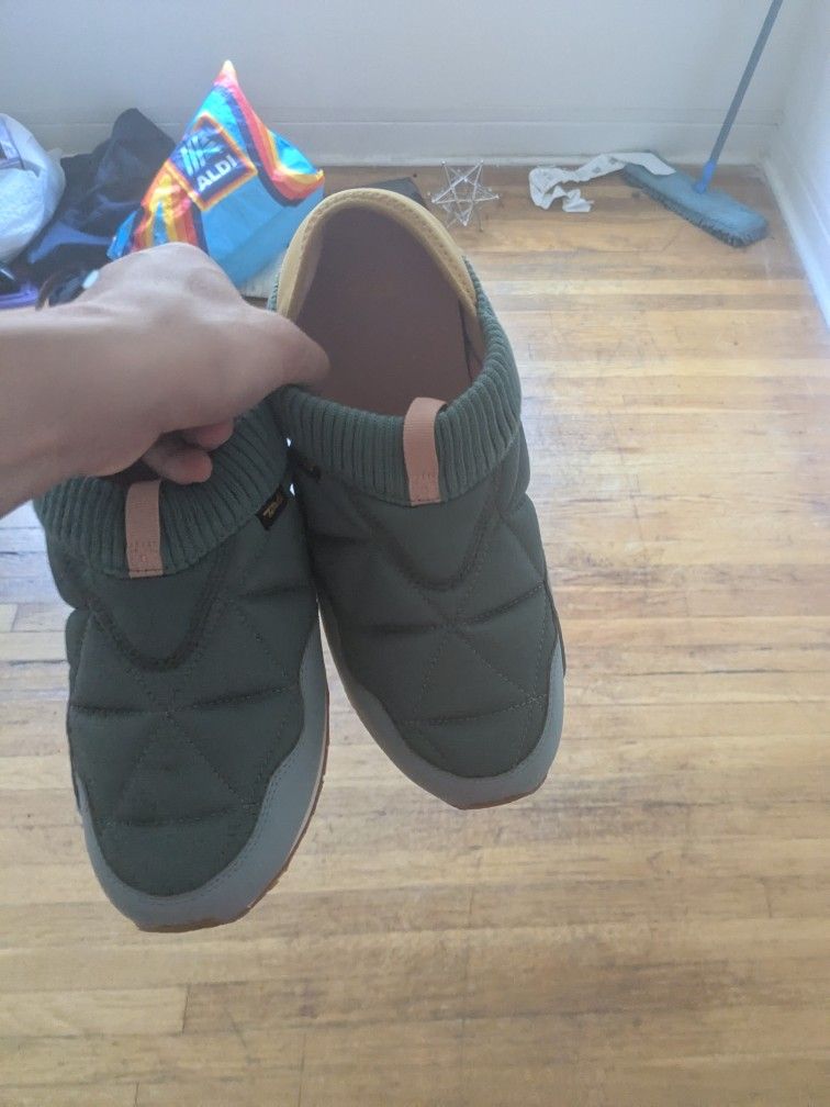 Remember Slip on Size 11
