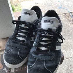 Black Adidas Shoes 