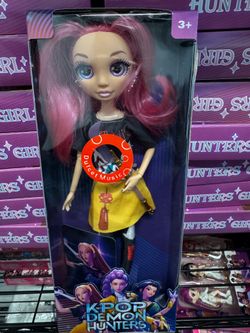 K-pop singing dolls