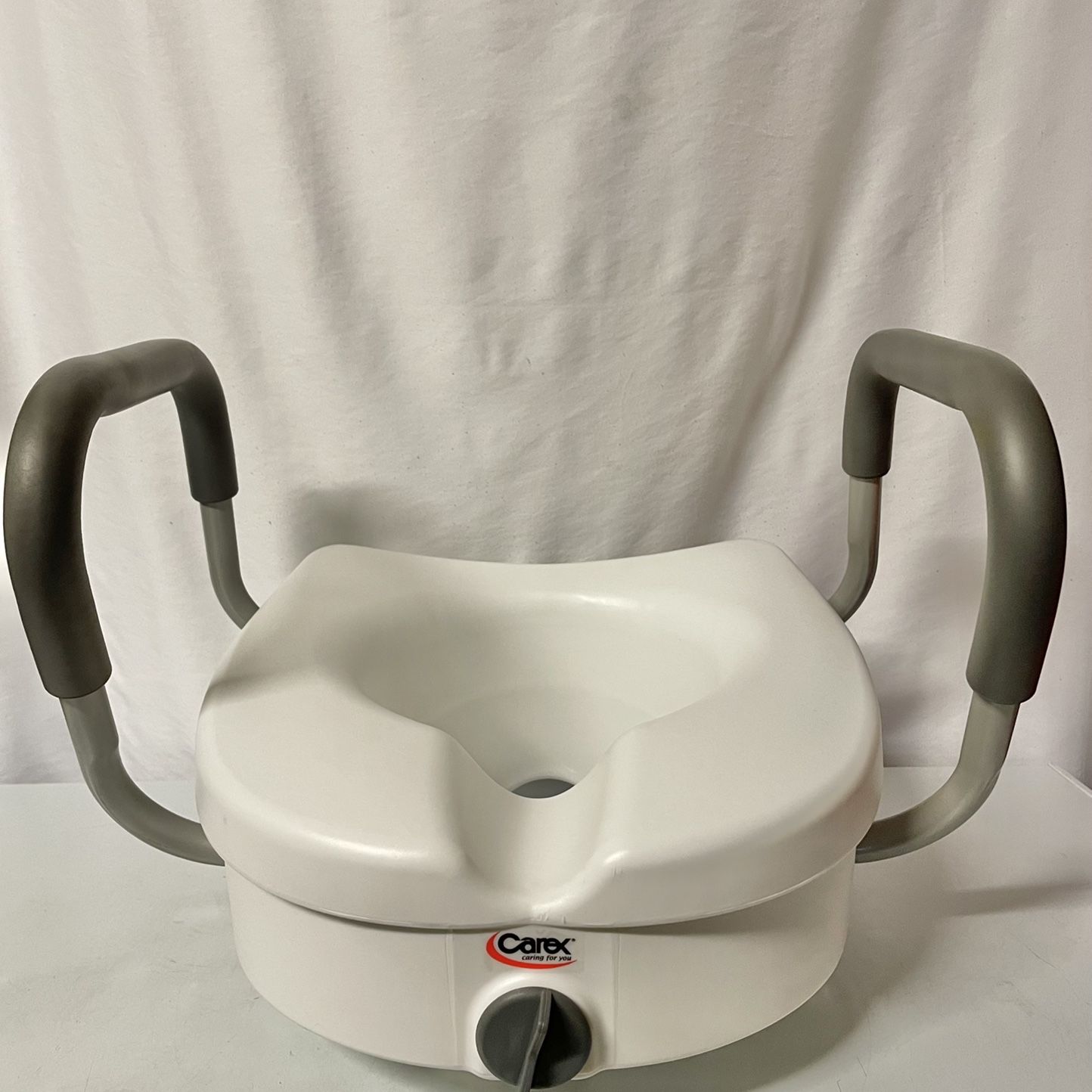 E-Z Lock Raised Toilet Seat