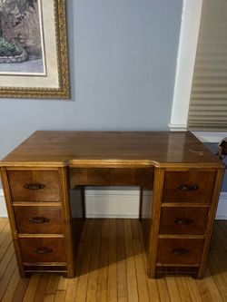 Art deco 1920s to 1940s desk