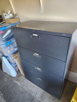 USED 4 DRAWER HON FILE CABINET HAS KEYS.  36" Wide x 19 1/2" Deep x 53  1/2" High  NEED GONE ASAP