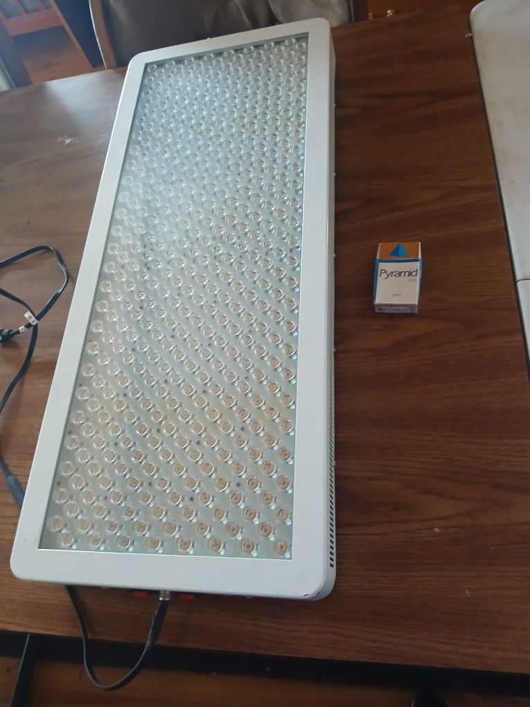 LED GROW LIGHT