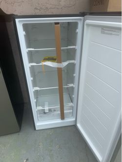 Nuevo refigerador o freezer poquito golpeado