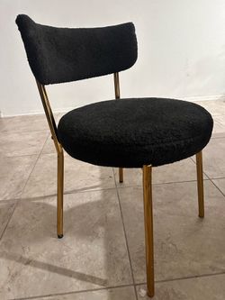 4 Dinning chairs