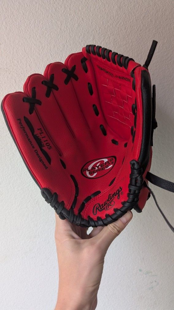 Rawlings Left-handed 11-in Baseball Glove