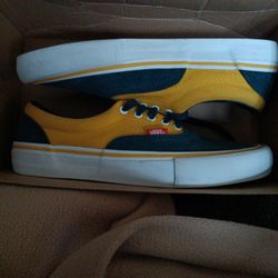 Vans (Prime) 
