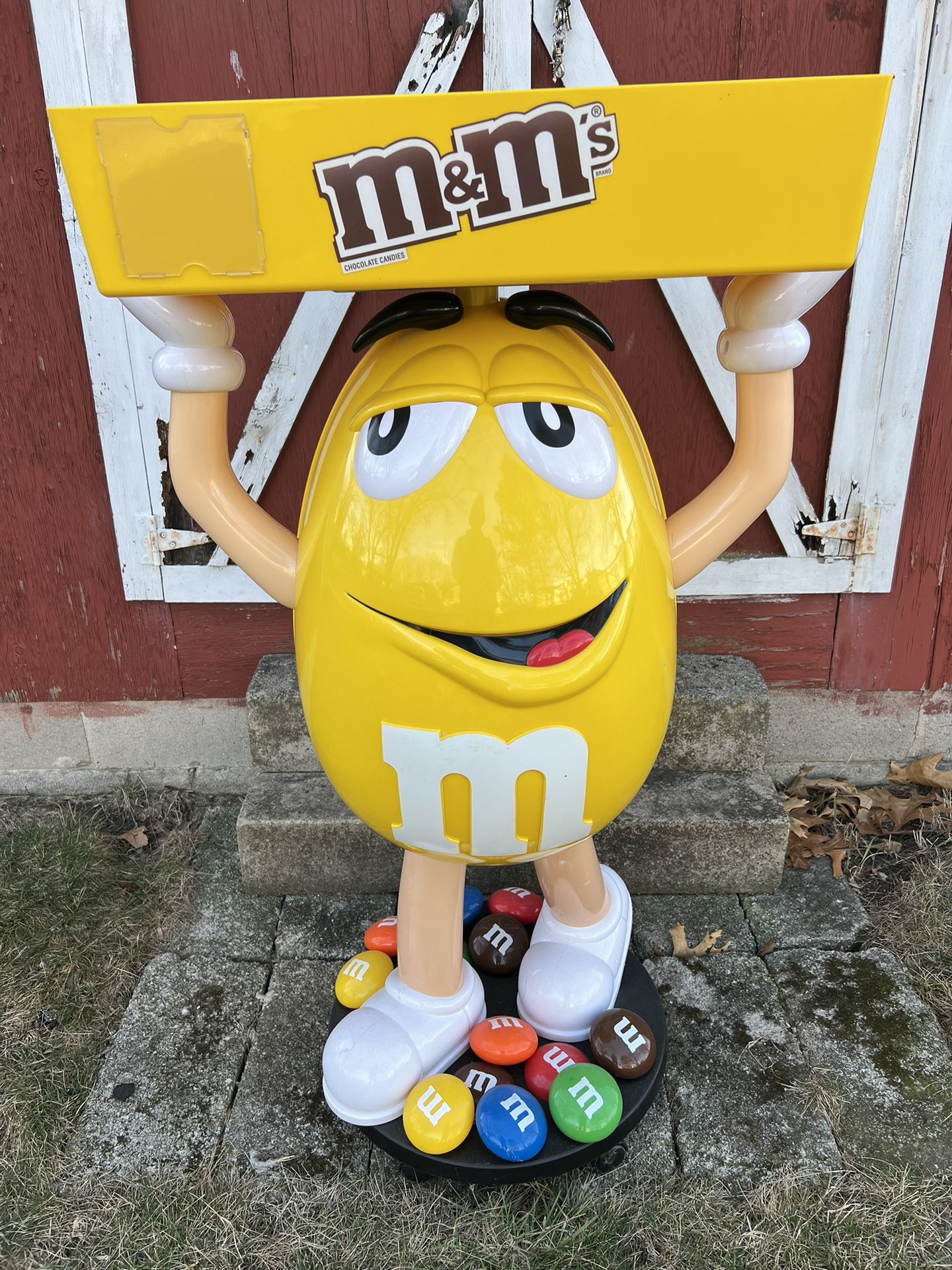 Yellow M&M Candy Movie Theatre Display-Large-ZERO scratches