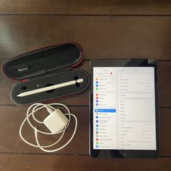 Excellent Condition iPad 9 64GB With Apple Pencil