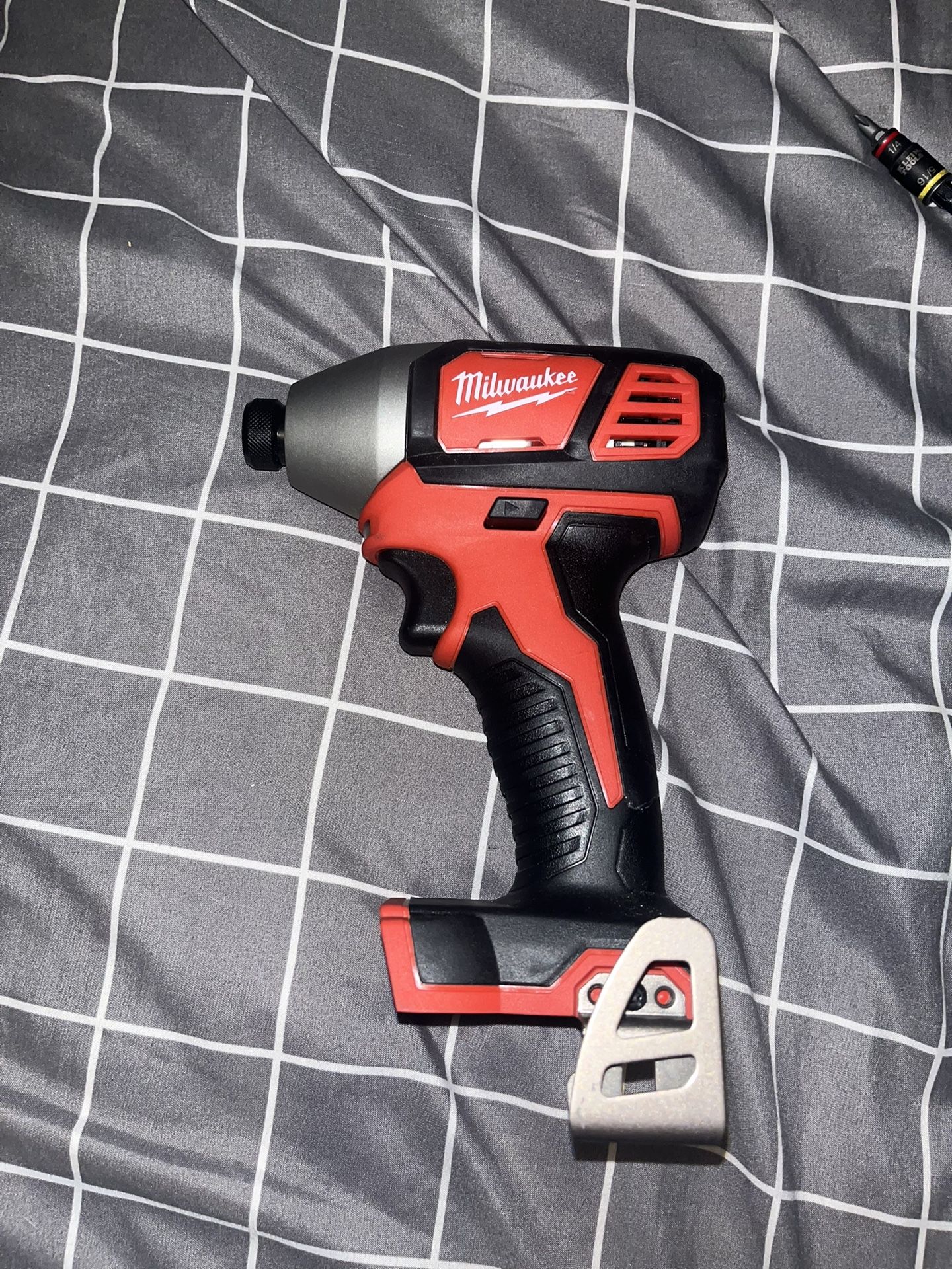 M18 1/4 hex Impact Driver